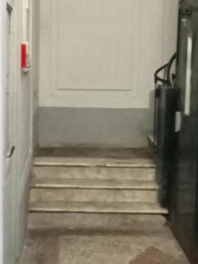 Dama Hostelbb نابولي المظهر الخارجي الصورة