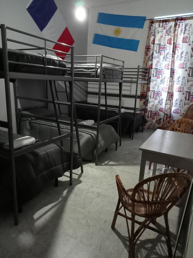 Dama Hostelbb نابولي المظهر الخارجي الصورة