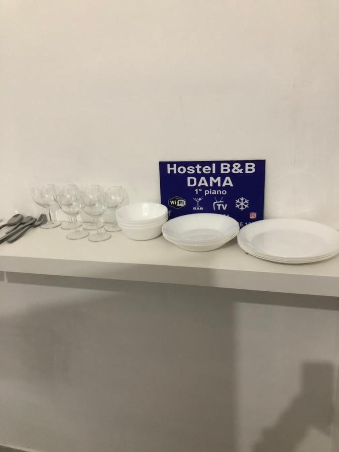 Dama Hostelbb نابولي المظهر الخارجي الصورة