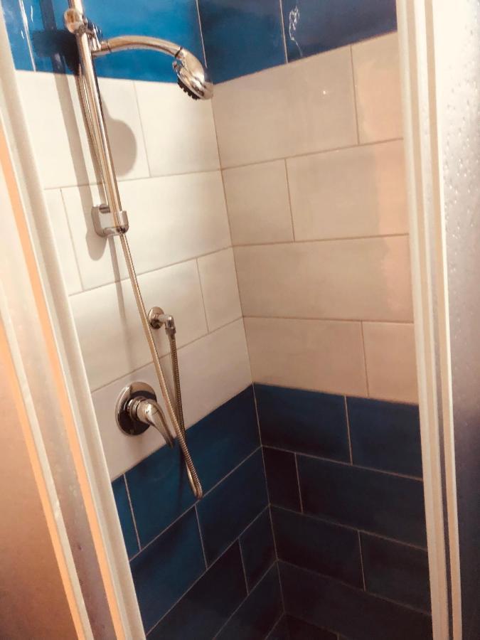 Dama Hostelbb نابولي المظهر الخارجي الصورة