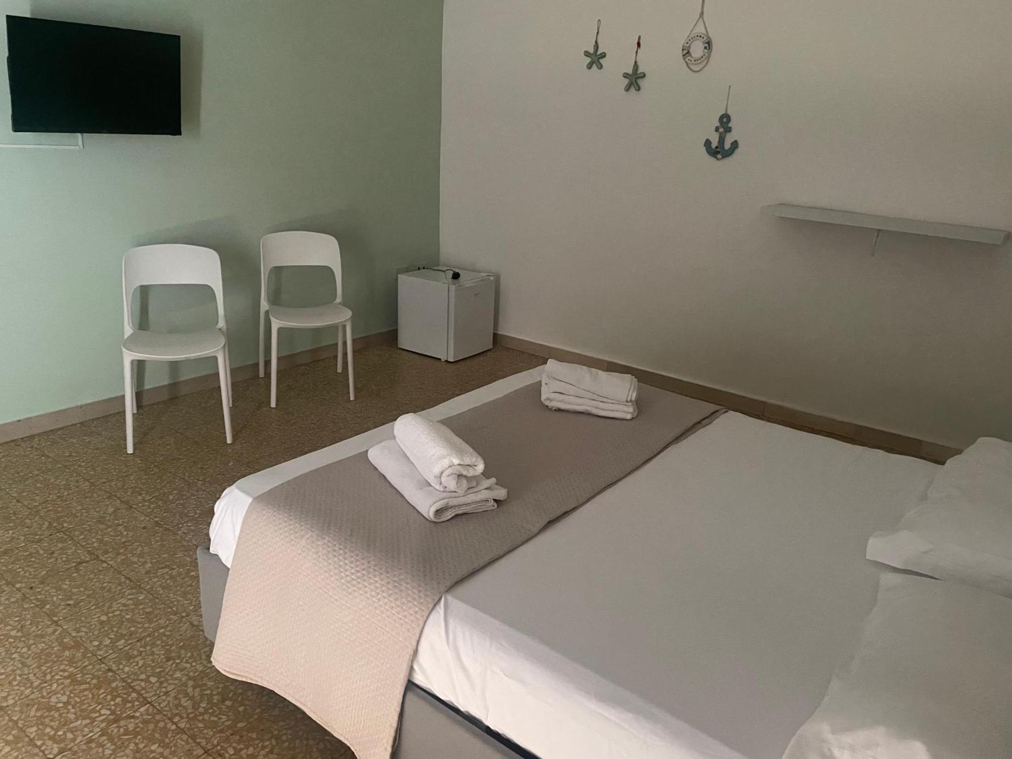 Dama Hostelbb نابولي المظهر الخارجي الصورة